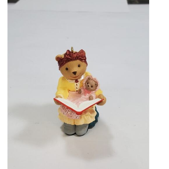 Hallmark Keepsake Ornament The Bearingers Mama Bearinger 1993 Christmas Tree - Picture 2 of 7